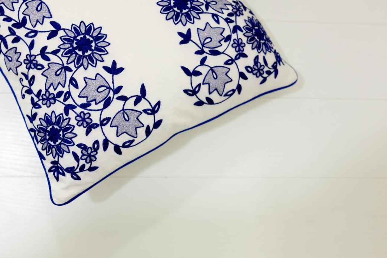 White Stylish Apartment 3 비코에쿠엔세 외부 사진